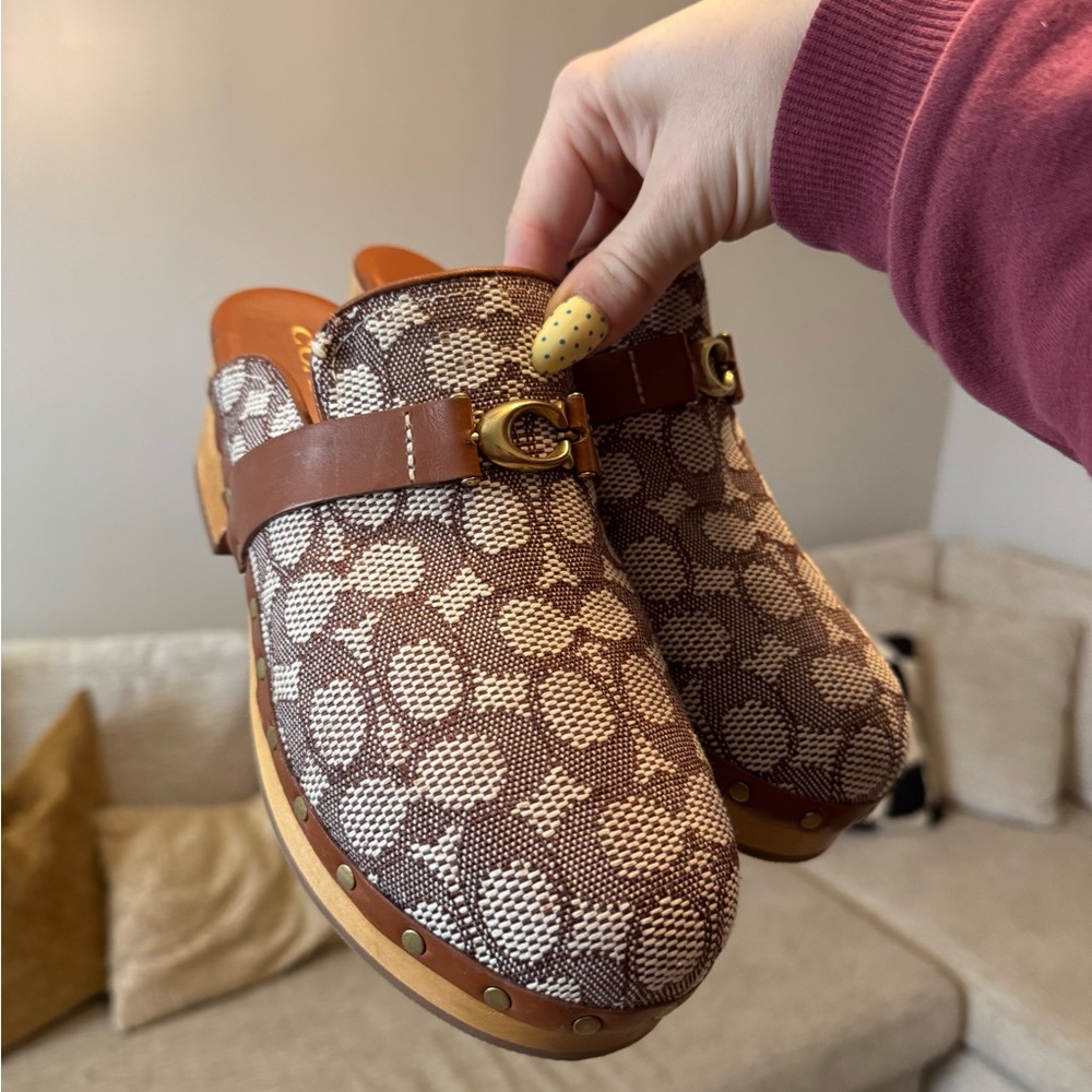 Coach Clogs - Picture 2 of 4